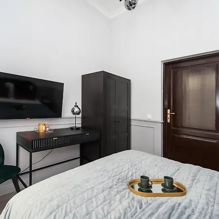 Cracovian House - Loftaffair Apartman *